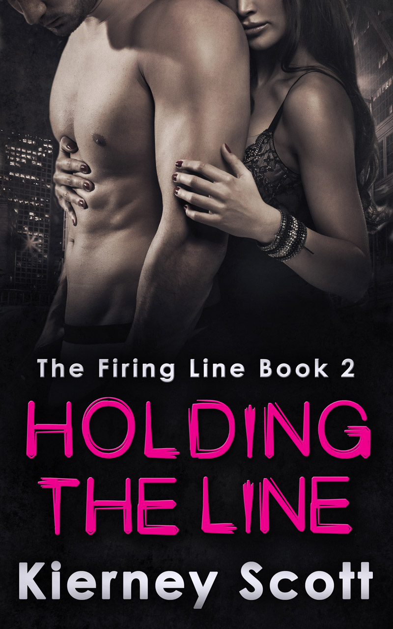 Обложка книги «Holding The Line: A romantic suspense that will get your pulse racing»