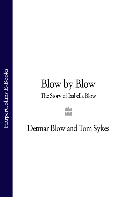 Обложка книги «Blow by Blow: The Story of Isabella Blow»