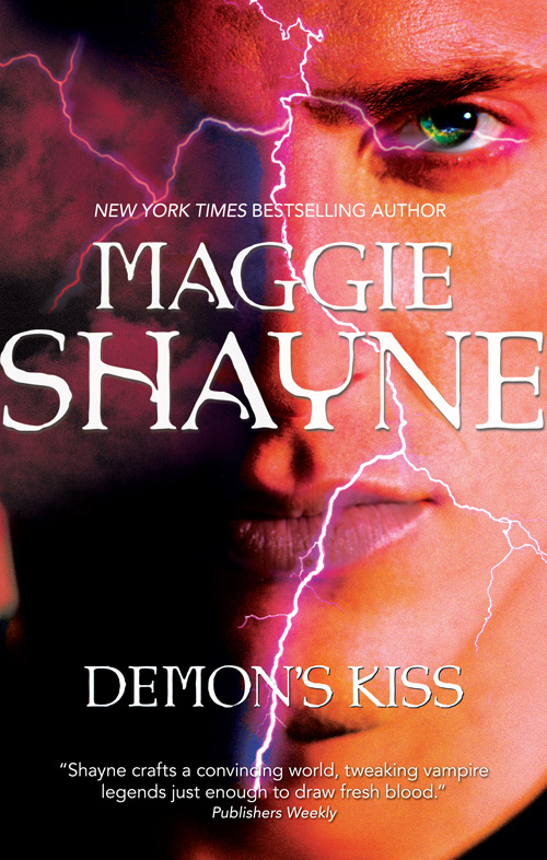 Обложка книги «Demon's Kiss»