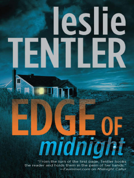 Обложка книги «Edge of Midnight»