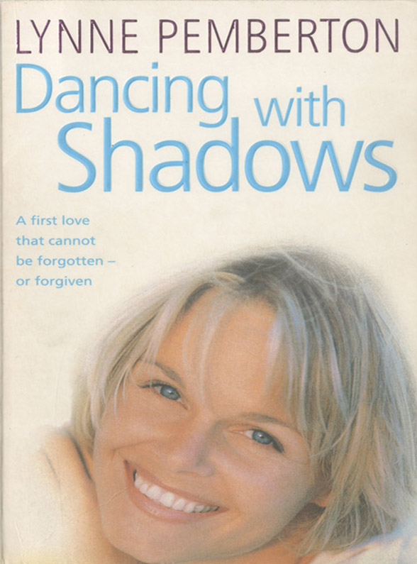 Обложка книги «Dancing With Shadows»