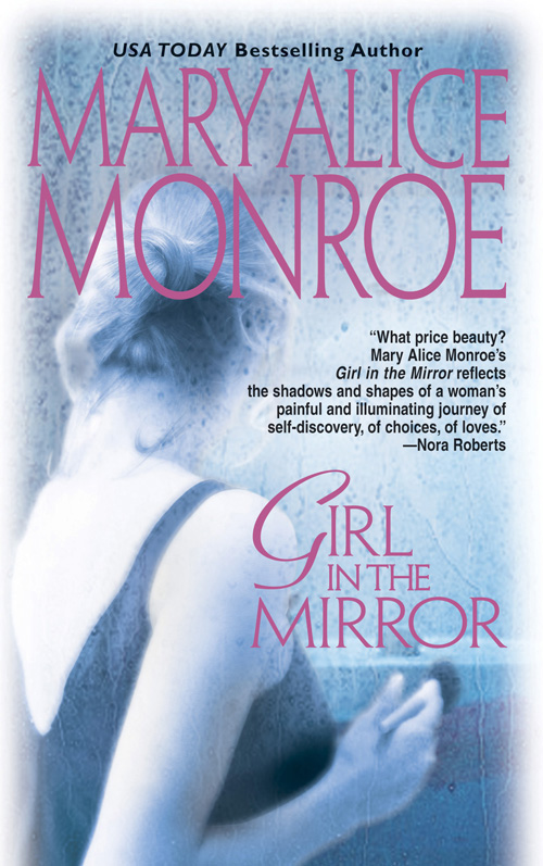Обложка книги «Girl In The Mirror»