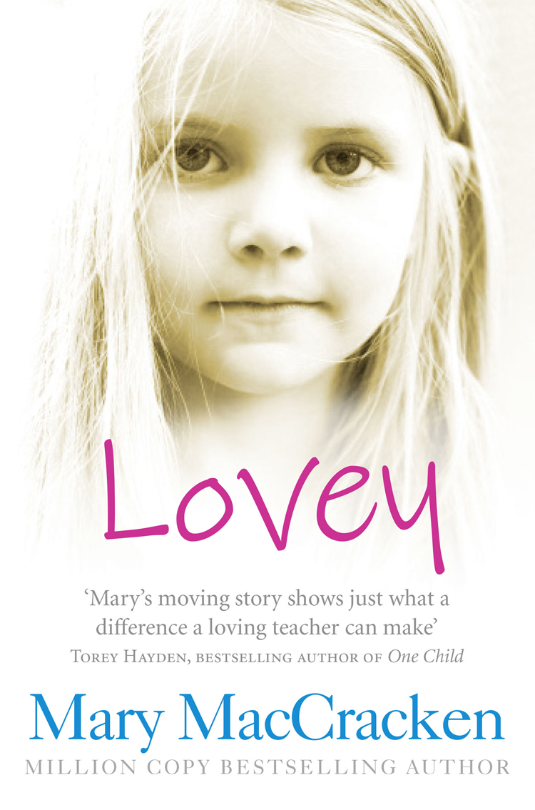 Обложка книги «Lovey»
