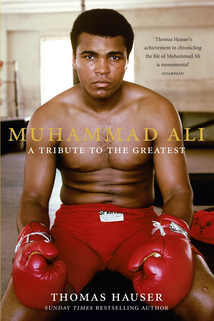 Обложка книги «Muhammad Ali: A Tribute to the Greatest»