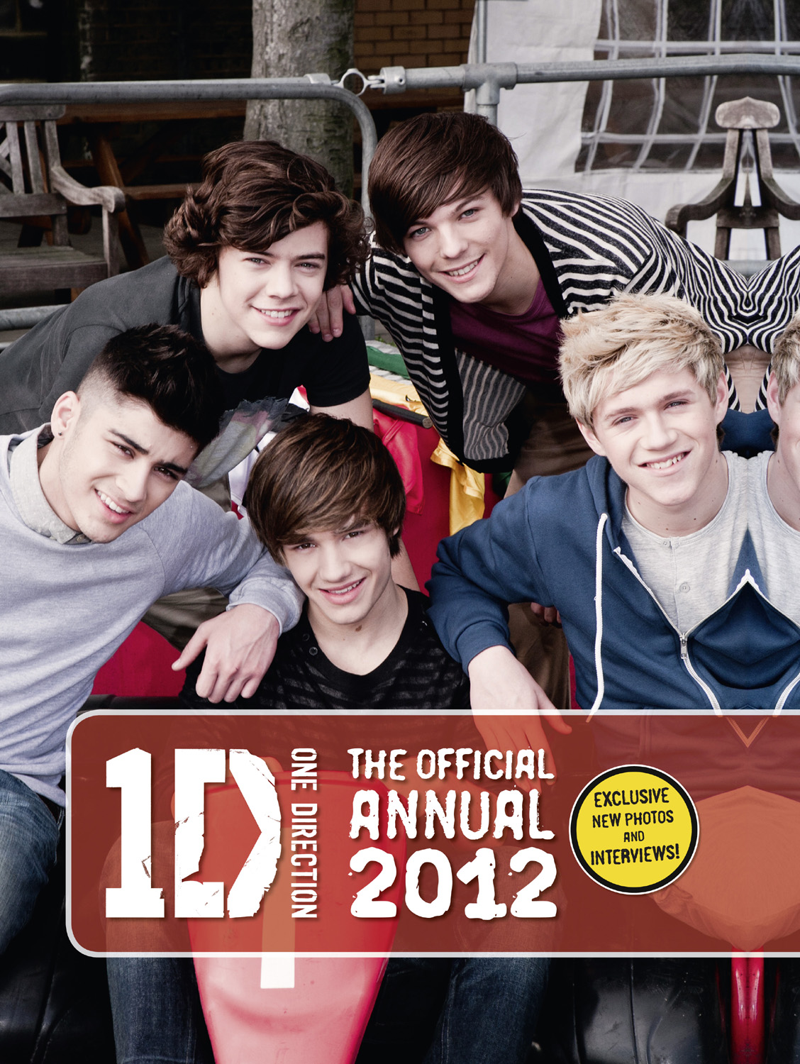Обложка книги «One Direction: The Official Annual 2012»