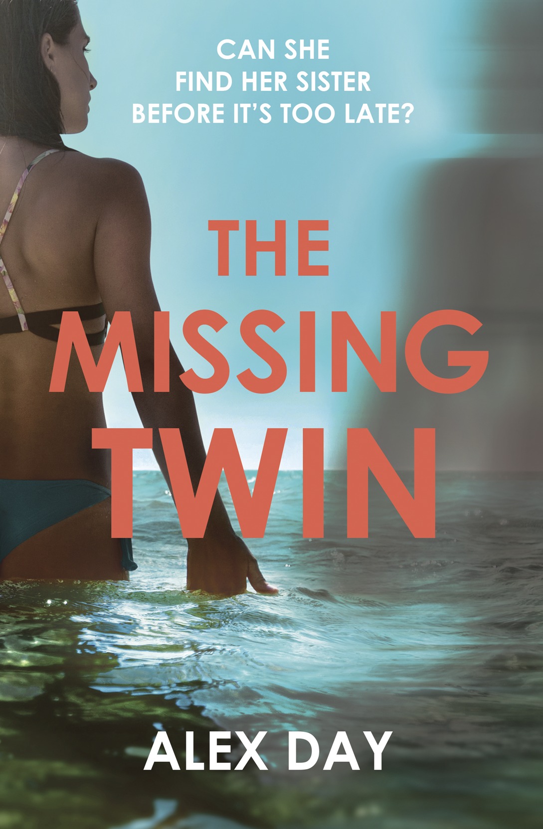 Обложка книги «The Missing Twin: A gripping debut psychological thriller with a killer twist»