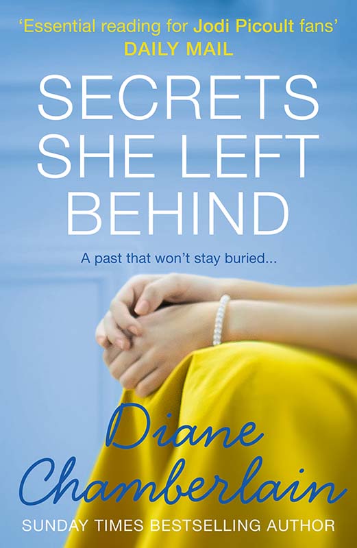 Обложка книги «Secrets She Left Behind»