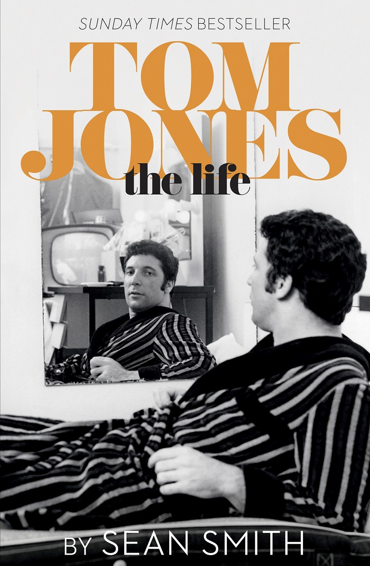 Обложка книги «Tom Jones - The Life»