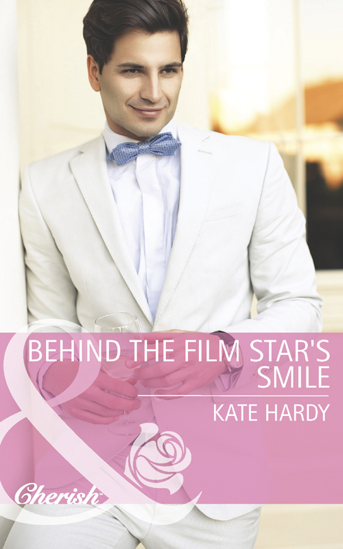 Обложка книги «Behind the Film Star's Smile»