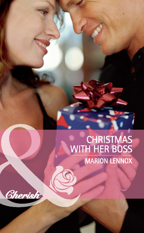 Обложка книги «Christmas with her Boss»