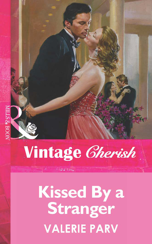 Обложка книги «Kissed By a Stranger»
