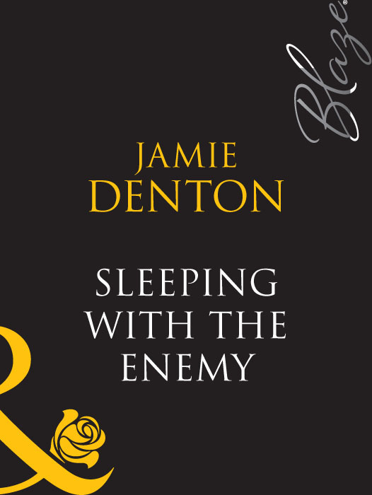 Обложка книги «Sleeping With The Enemy»