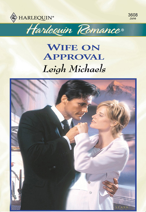 Обложка книги «Wife On Approval»