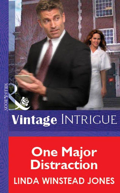 Обложка книги «One Major Distraction»