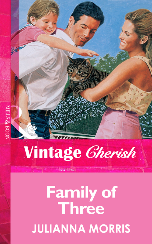 Обложка книги «Family of Three»