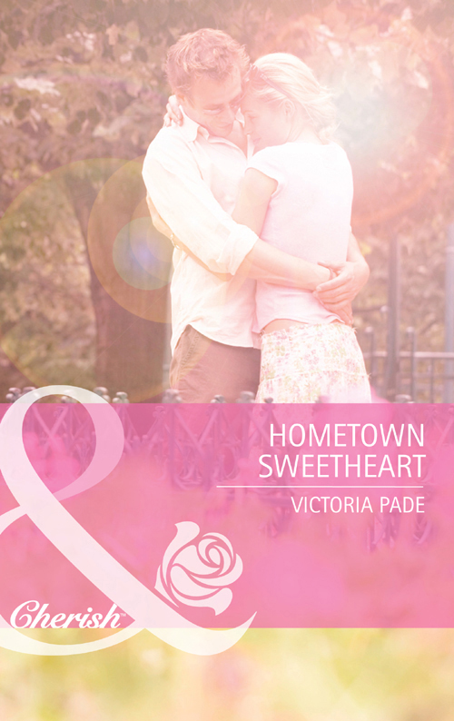Обложка книги «Hometown Sweetheart»