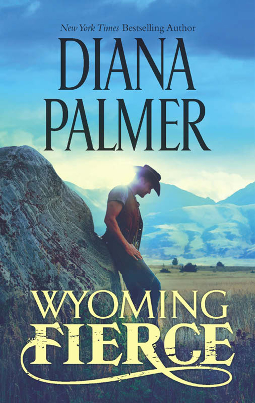 Обложка книги «Wyoming Fierce»
