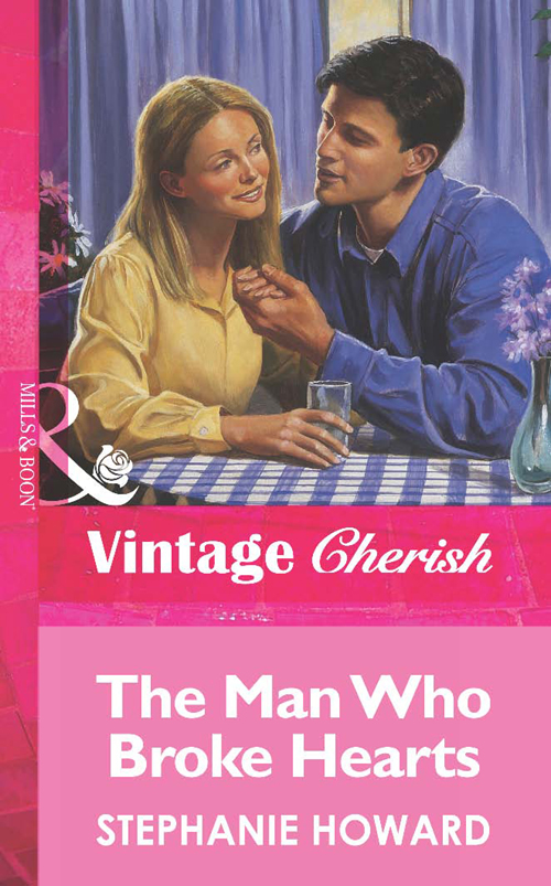 Обложка книги «The Man Who Broke Hearts»