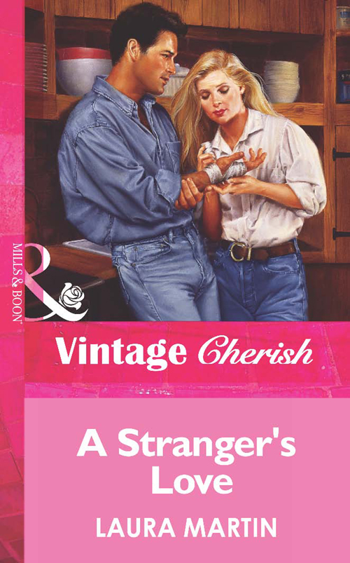 Обложка книги «A Stranger's Love»
