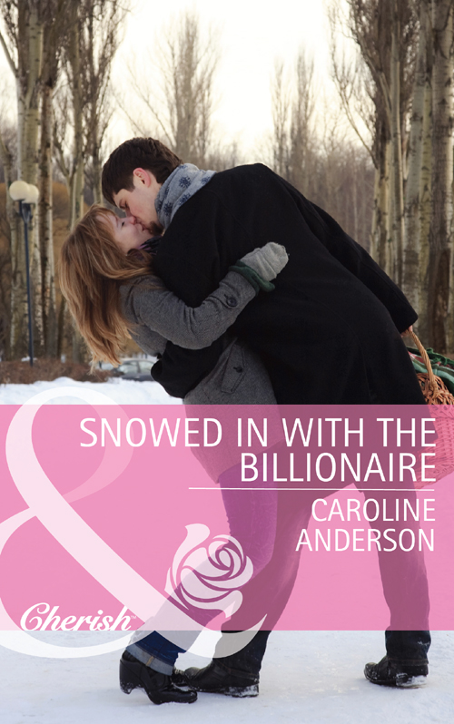 Обложка книги «Snowed in with the Billionaire»