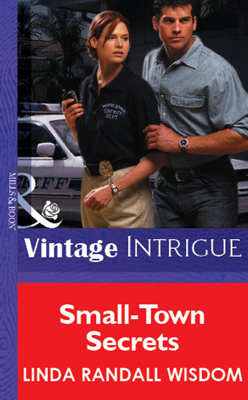 Обложка книги «Small-Town Secrets»