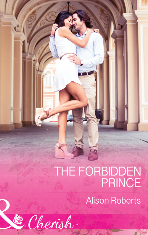 Обложка книги «The Forbidden Prince»