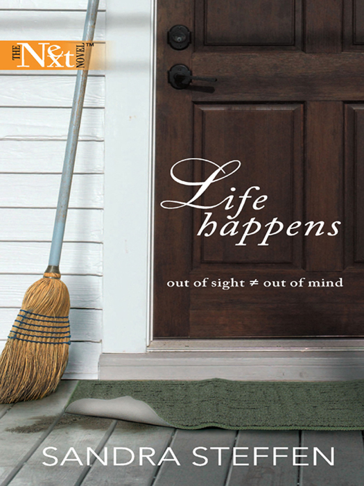 Обложка книги «Life Happens»