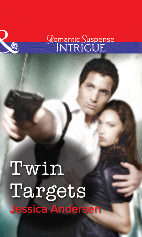 Обложка книги «Twin Targets»