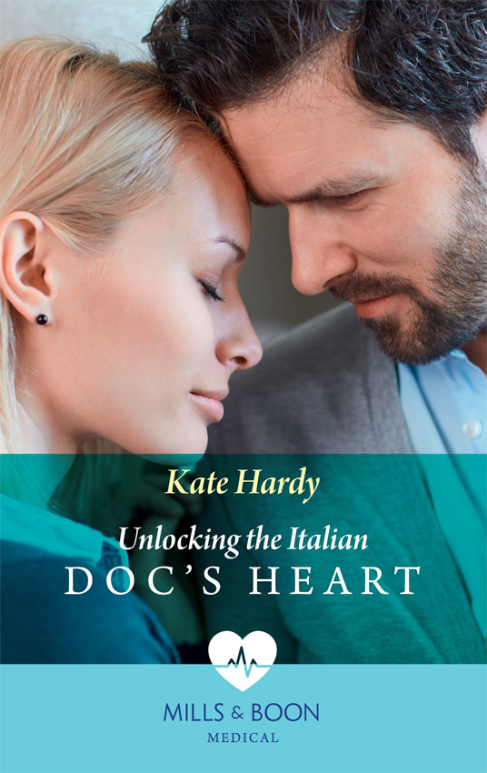 Обложка книги «Unlocking The Italian Doc's Heart»