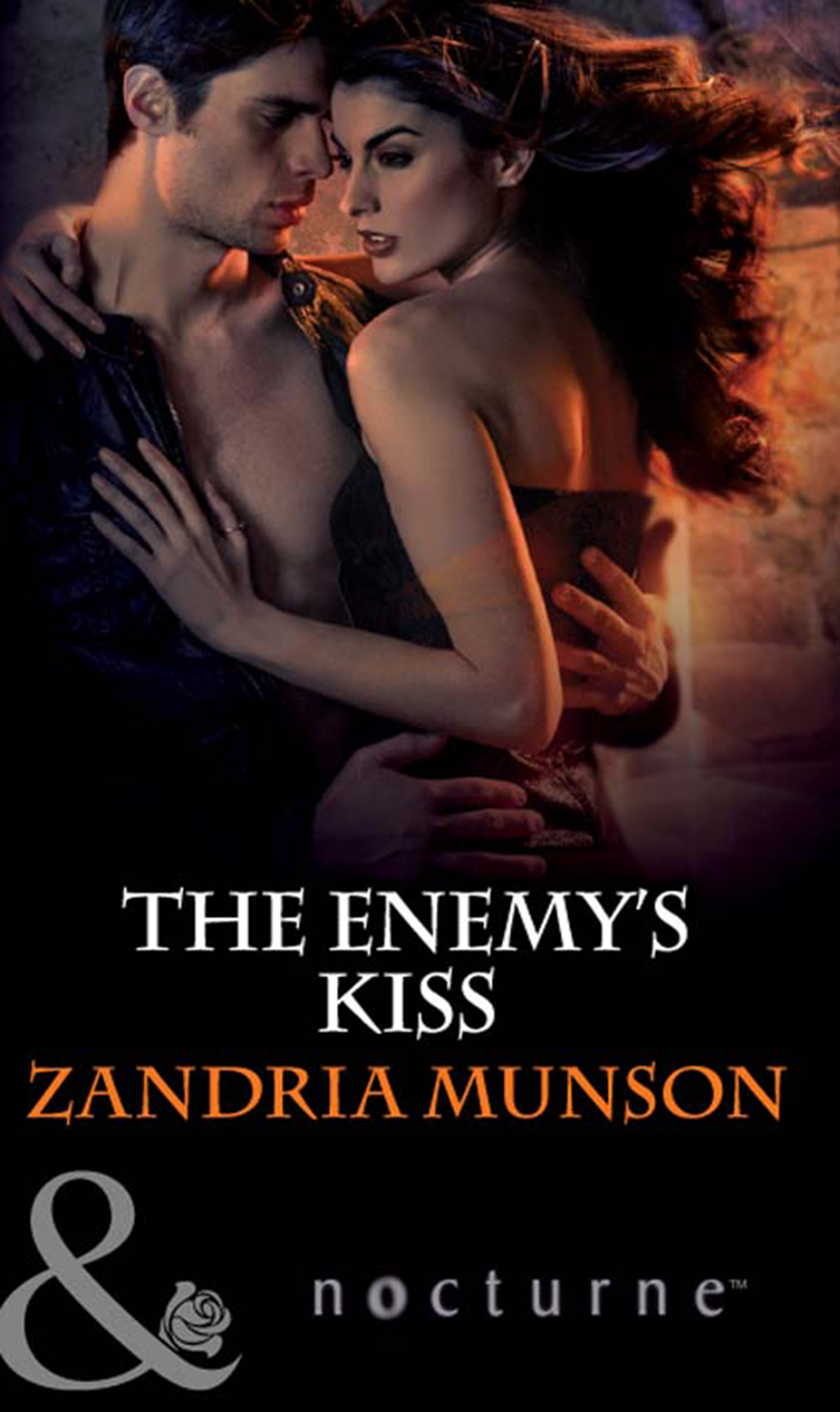Обложка книги «The Enemy's Kiss»