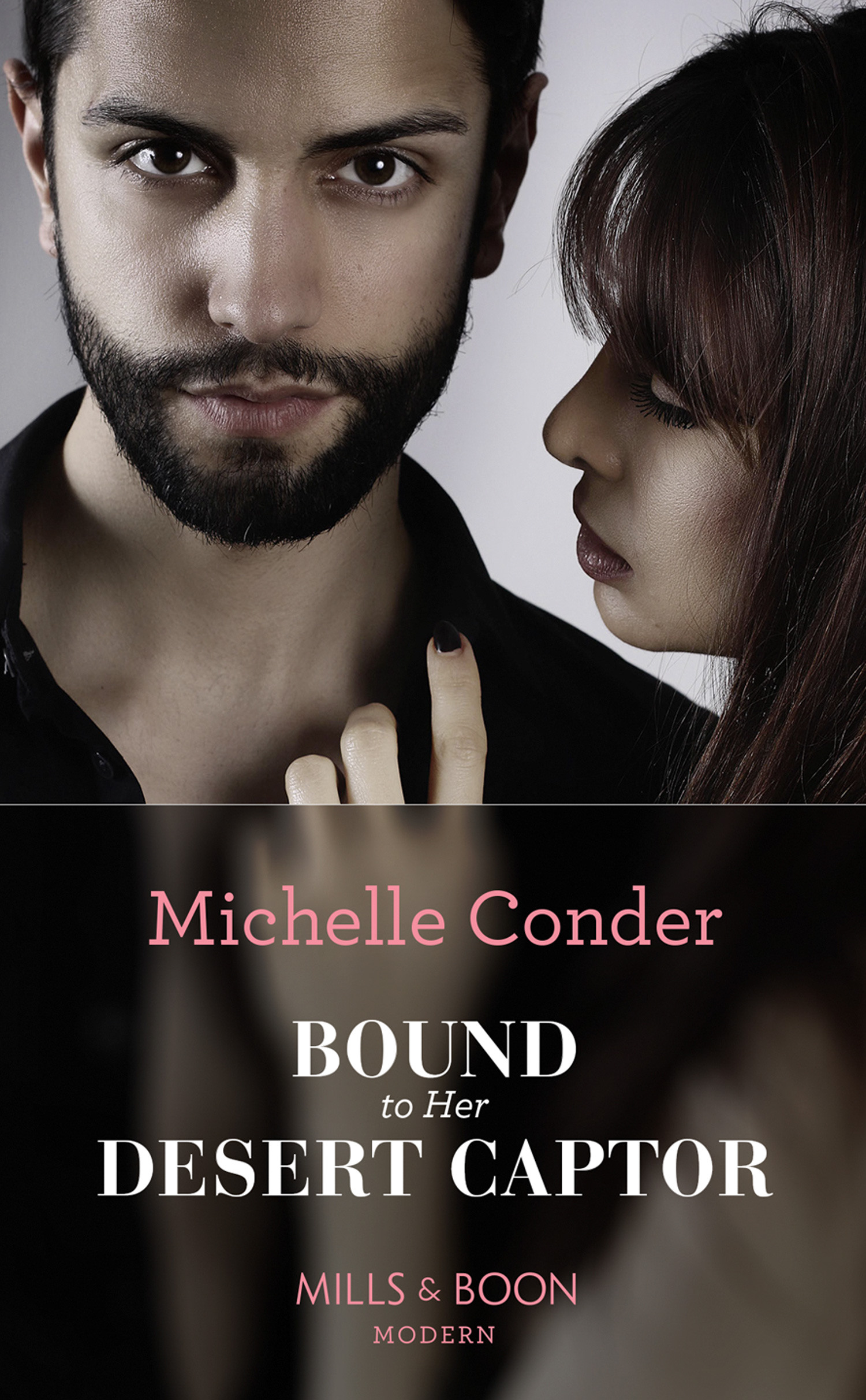 Обложка книги «Bound To Her Desert Captor»