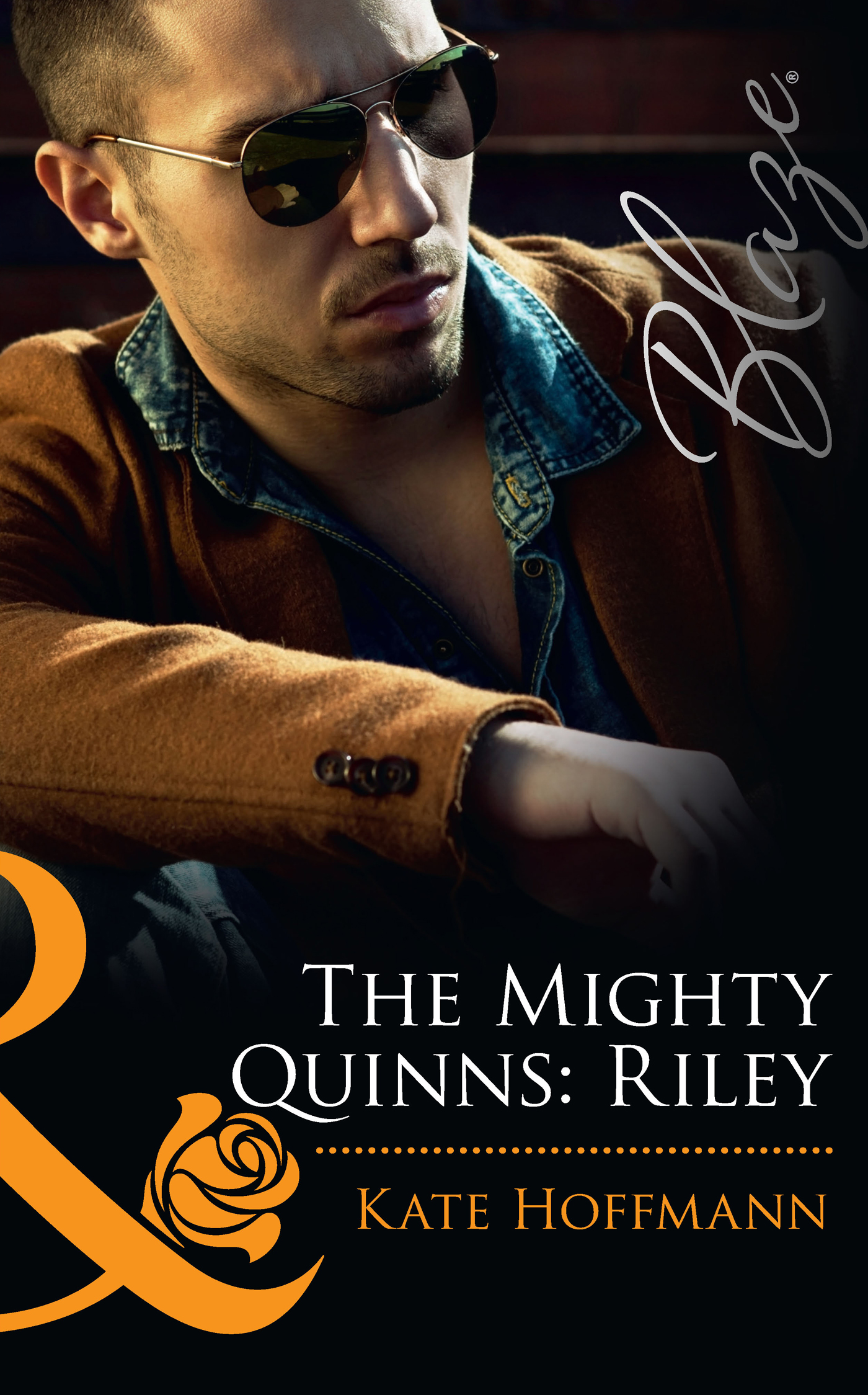 Обложка книги «The Mighty Quinns: Riley»