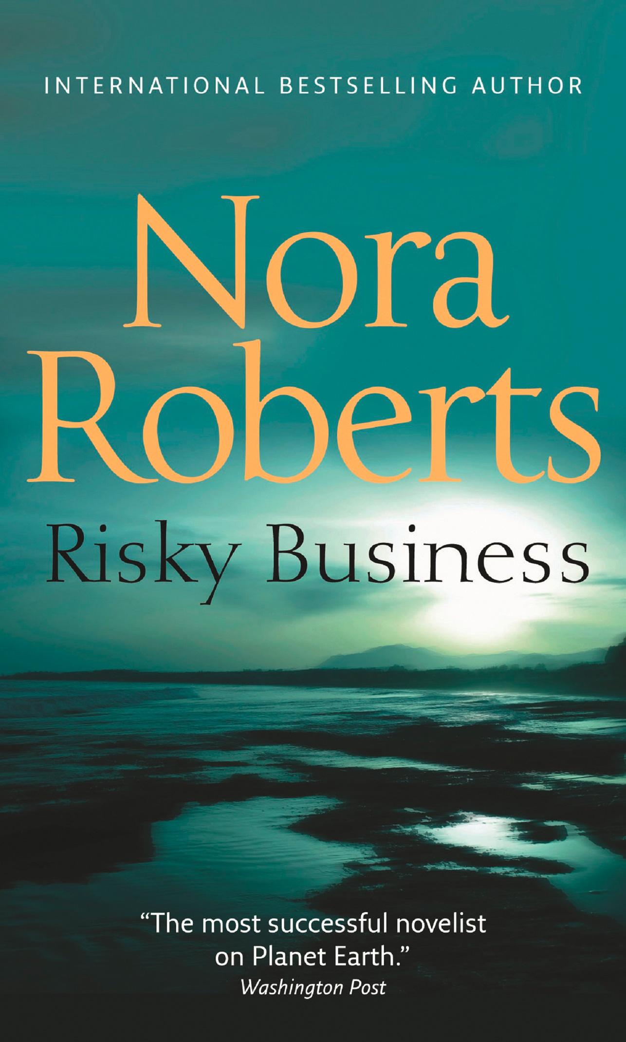 Обложка книги «Risky Business: the classic story from the queen of romance that you won’t be able to put down»