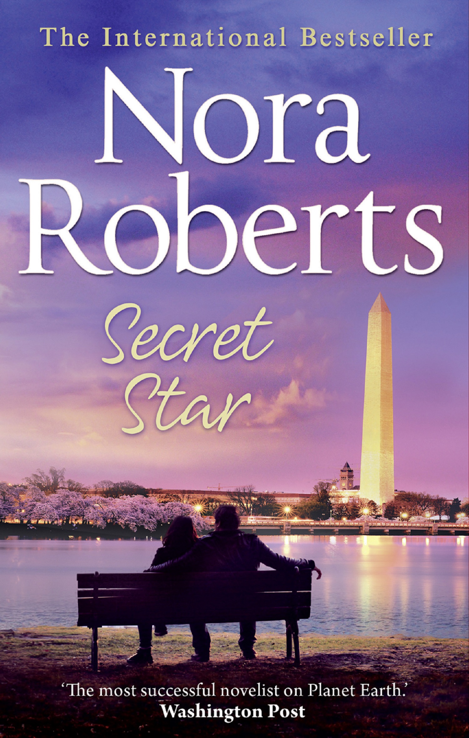 Обложка книги «Secret Star: the classic story from the queen of romance that you won’t be able to put down»