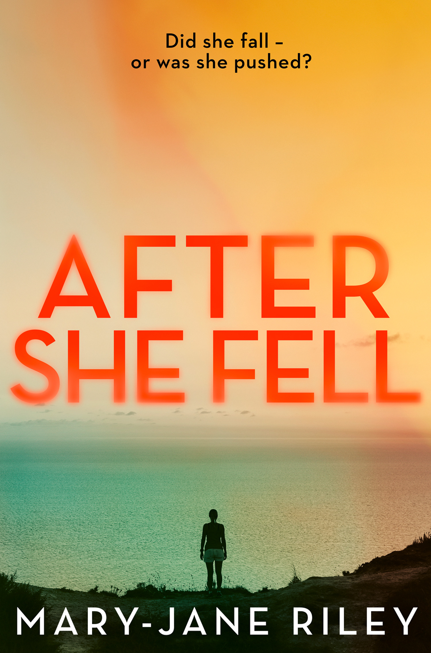 Обложка книги «After She Fell: A haunting psychological thriller with a shocking twist»