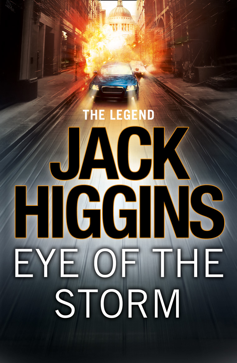 Обложка книги «Eye of the Storm»