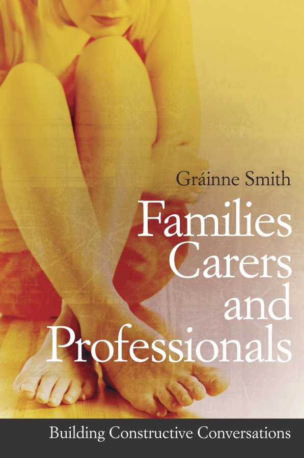 Обложка книги «Families, Carers and Professionals»