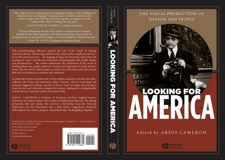 Обложка книги «Looking for America»