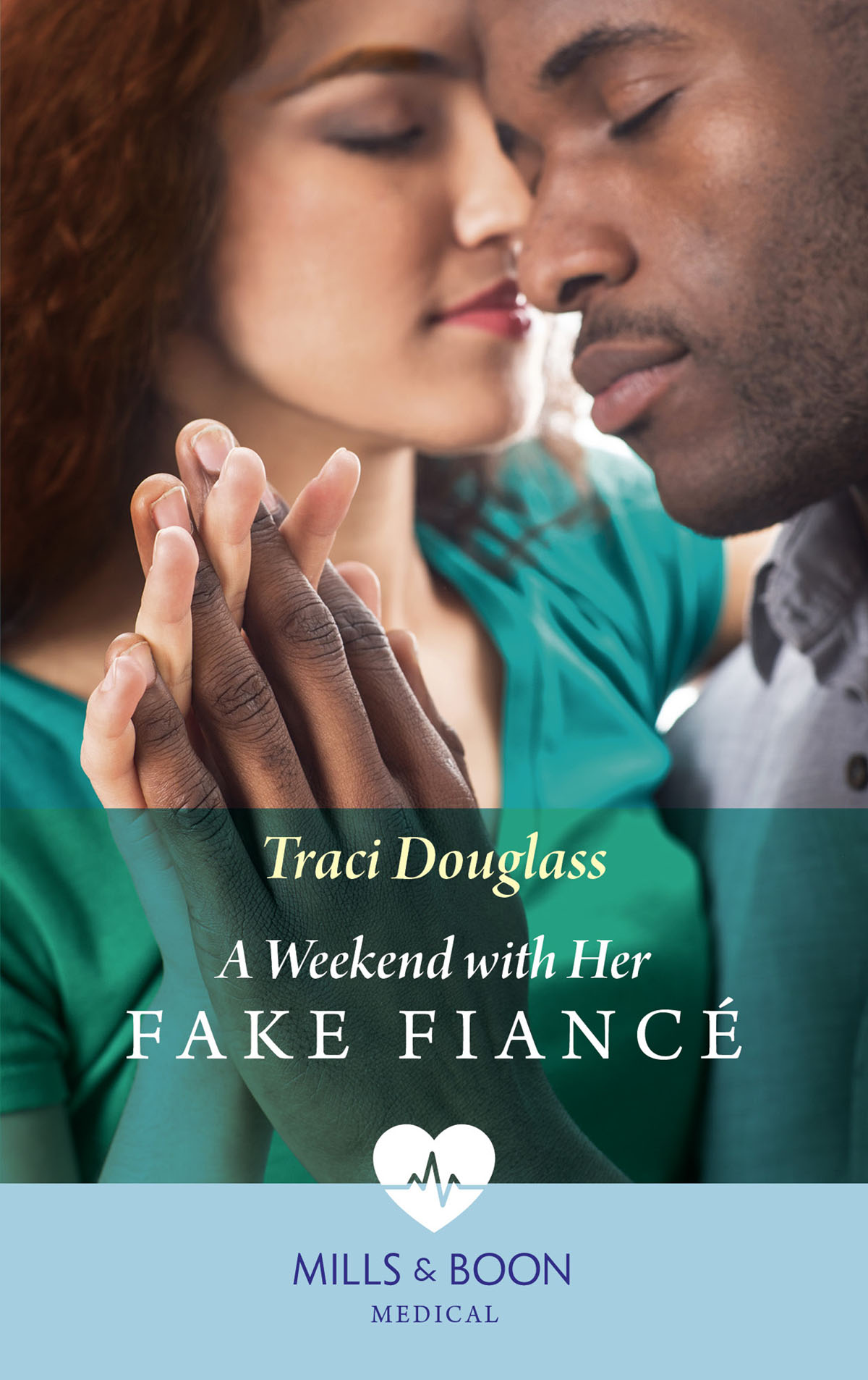Обложка книги «A Weekend With Her Fake Fiancé»