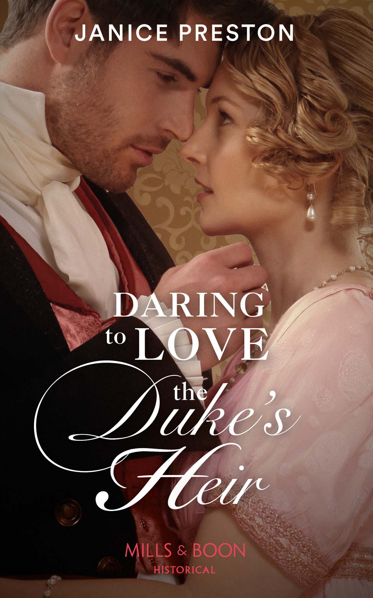 Обложка книги «Daring To Love The Duke's Heir»