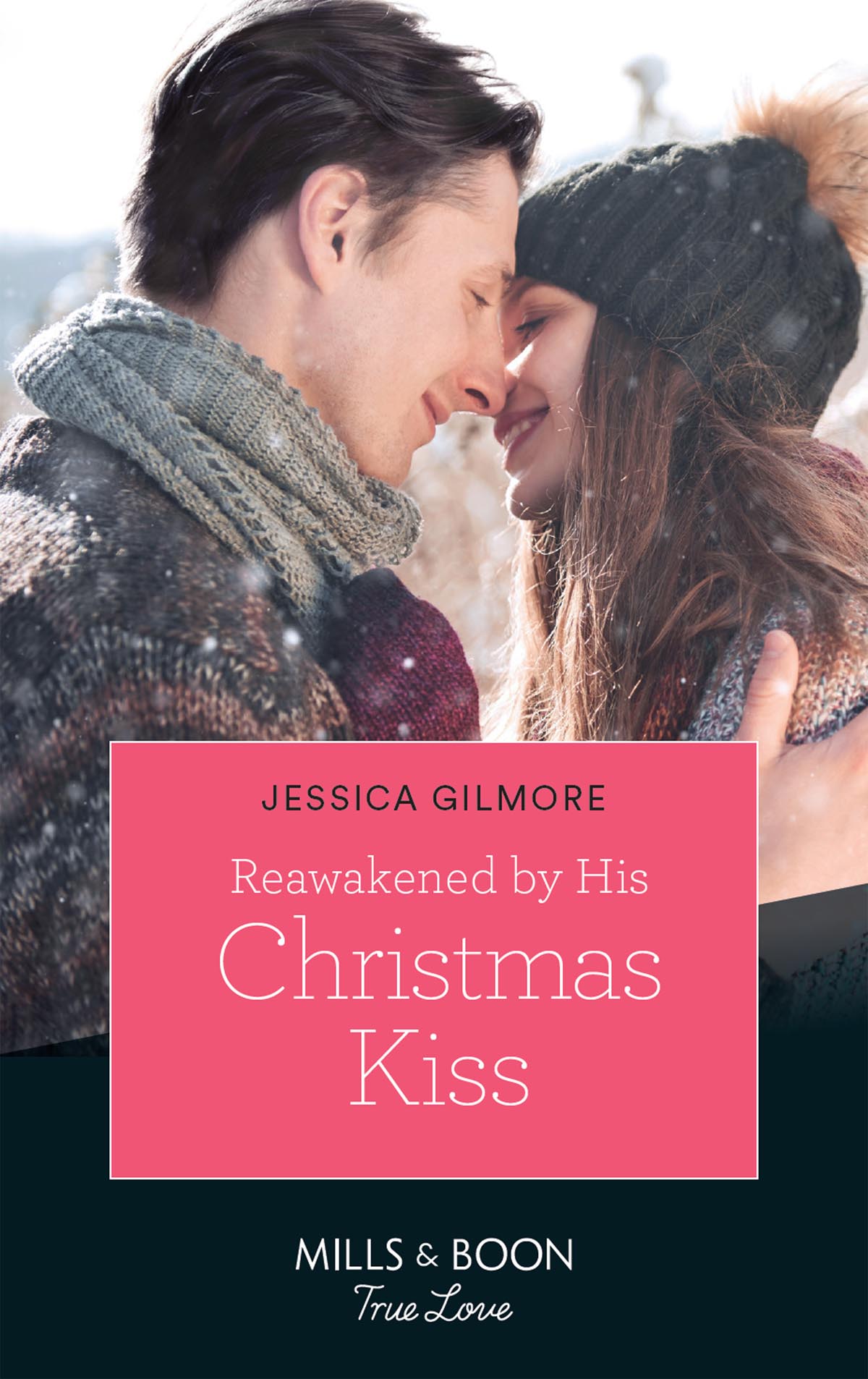 Обложка книги «Reawakened By His Christmas Kiss»