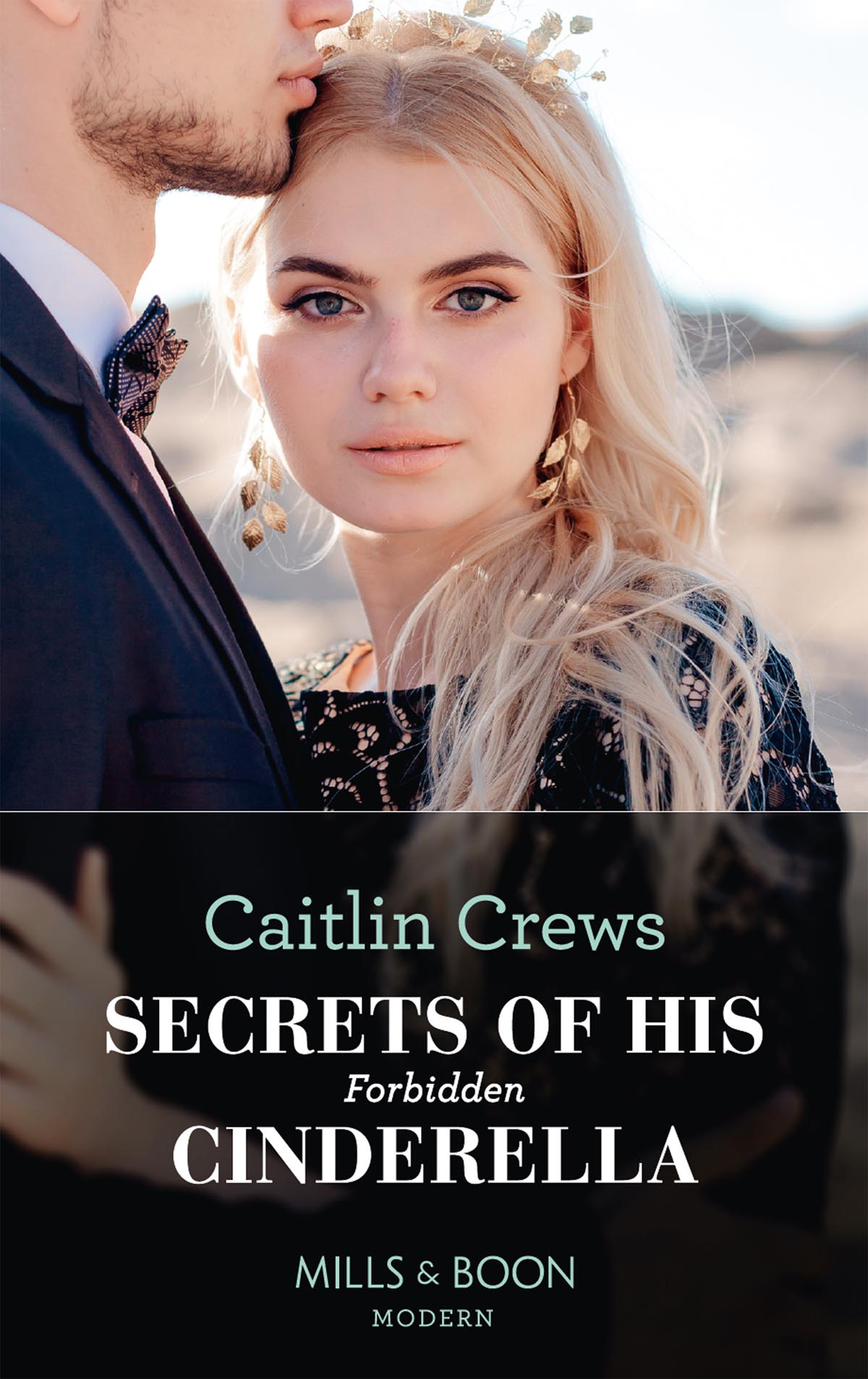 Обложка книги «Secrets Of His Forbidden Cinderella»