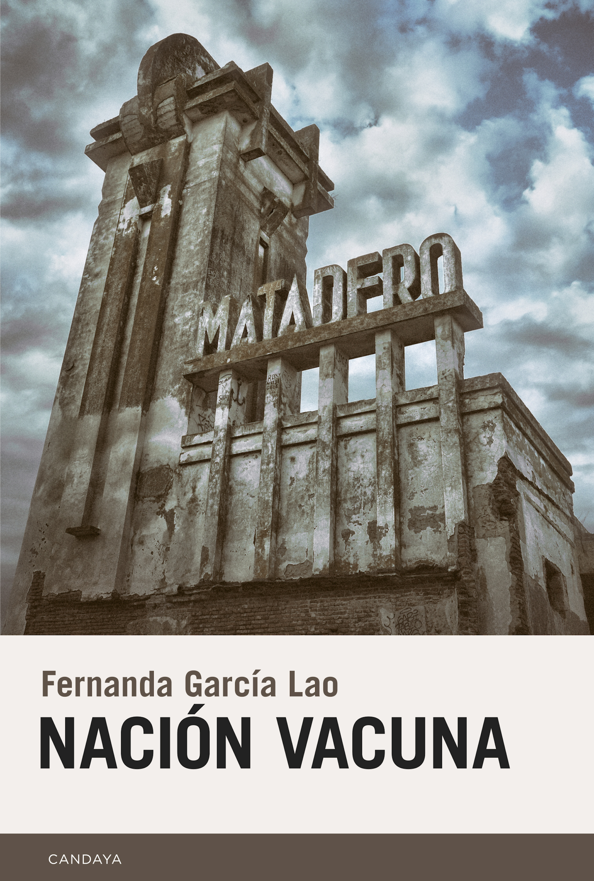 Обложка книги «Nación Vacuna»