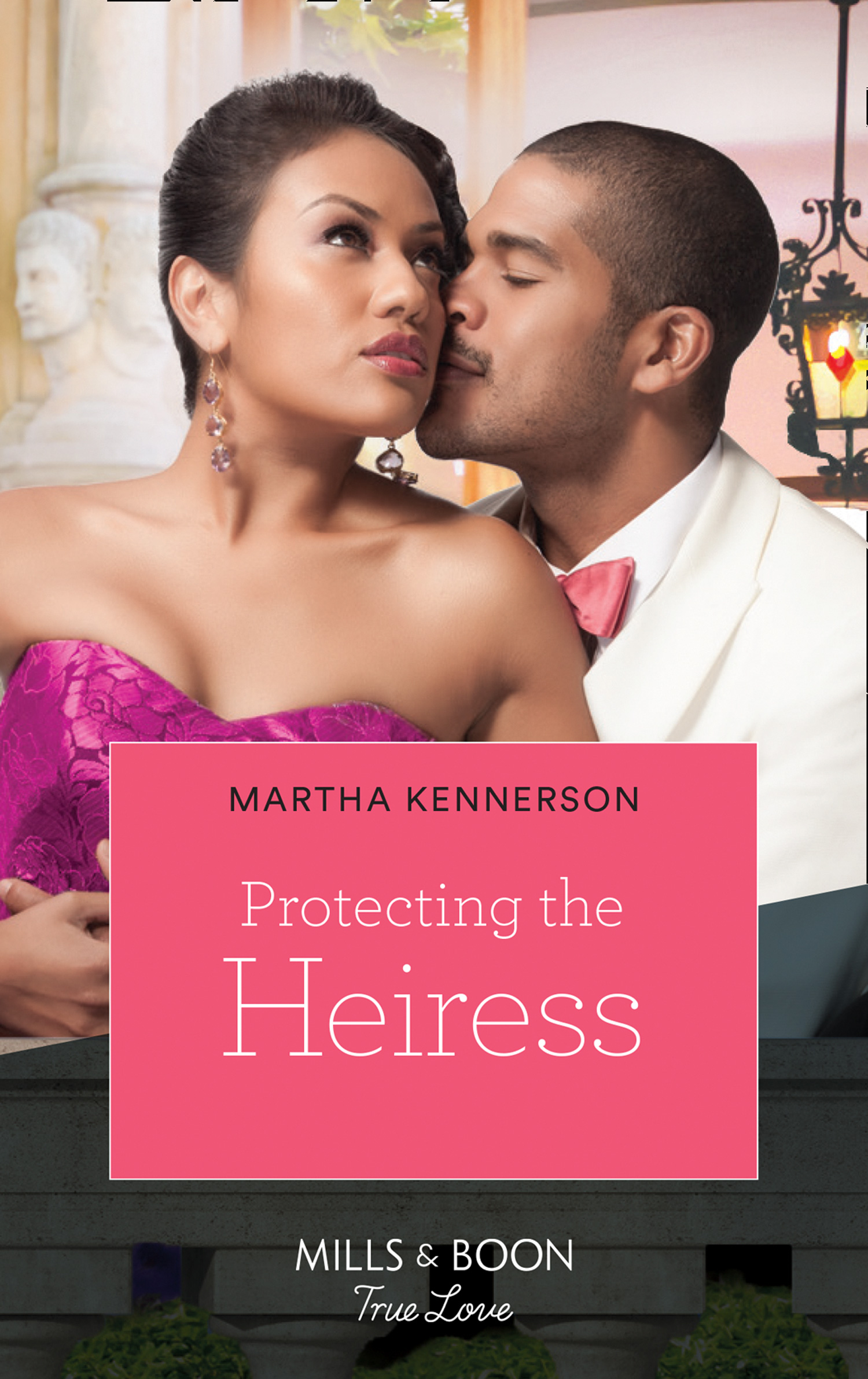 Обложка книги «Protecting the Heiress»