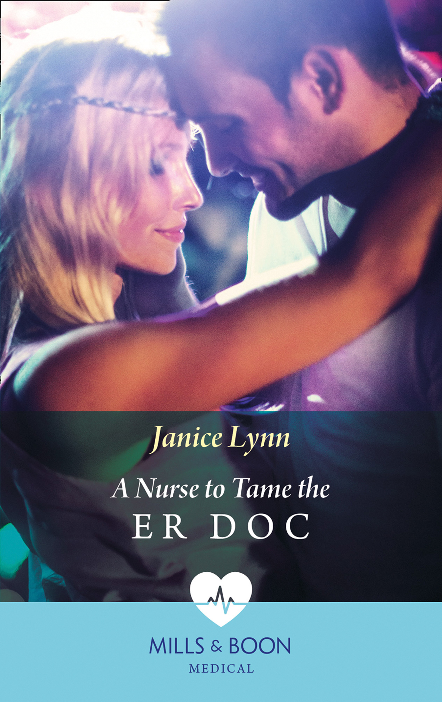 Обложка книги «A Nurse To Tame The Er Doc»