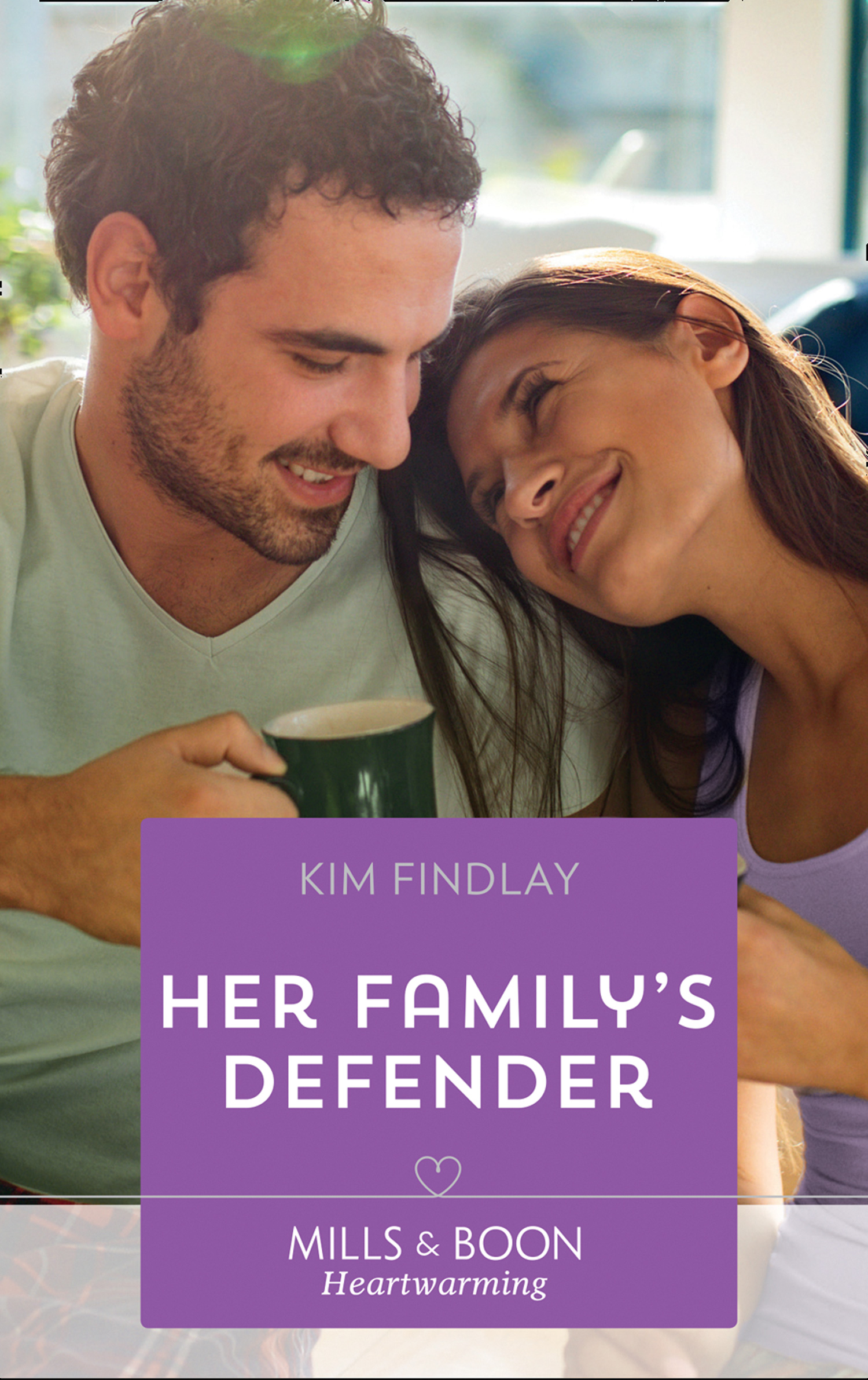 Обложка книги «Her Family's Defender»