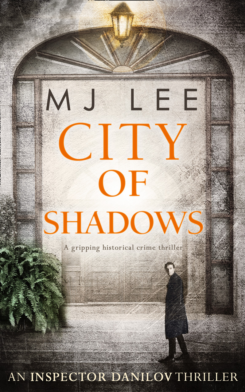 Обложка книги «City Of Shadows»