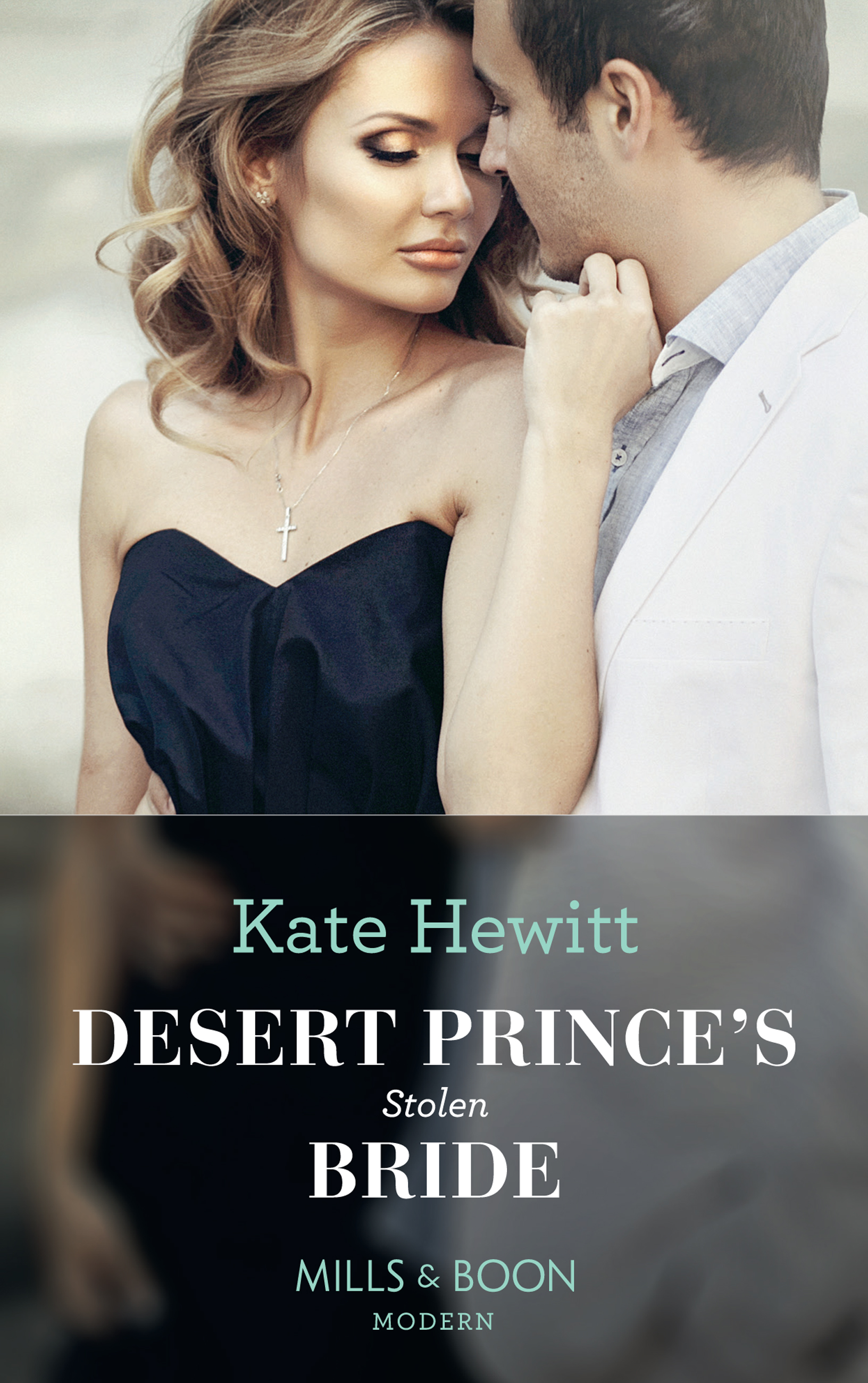 Обложка книги «Desert Prince's Stolen Bride»