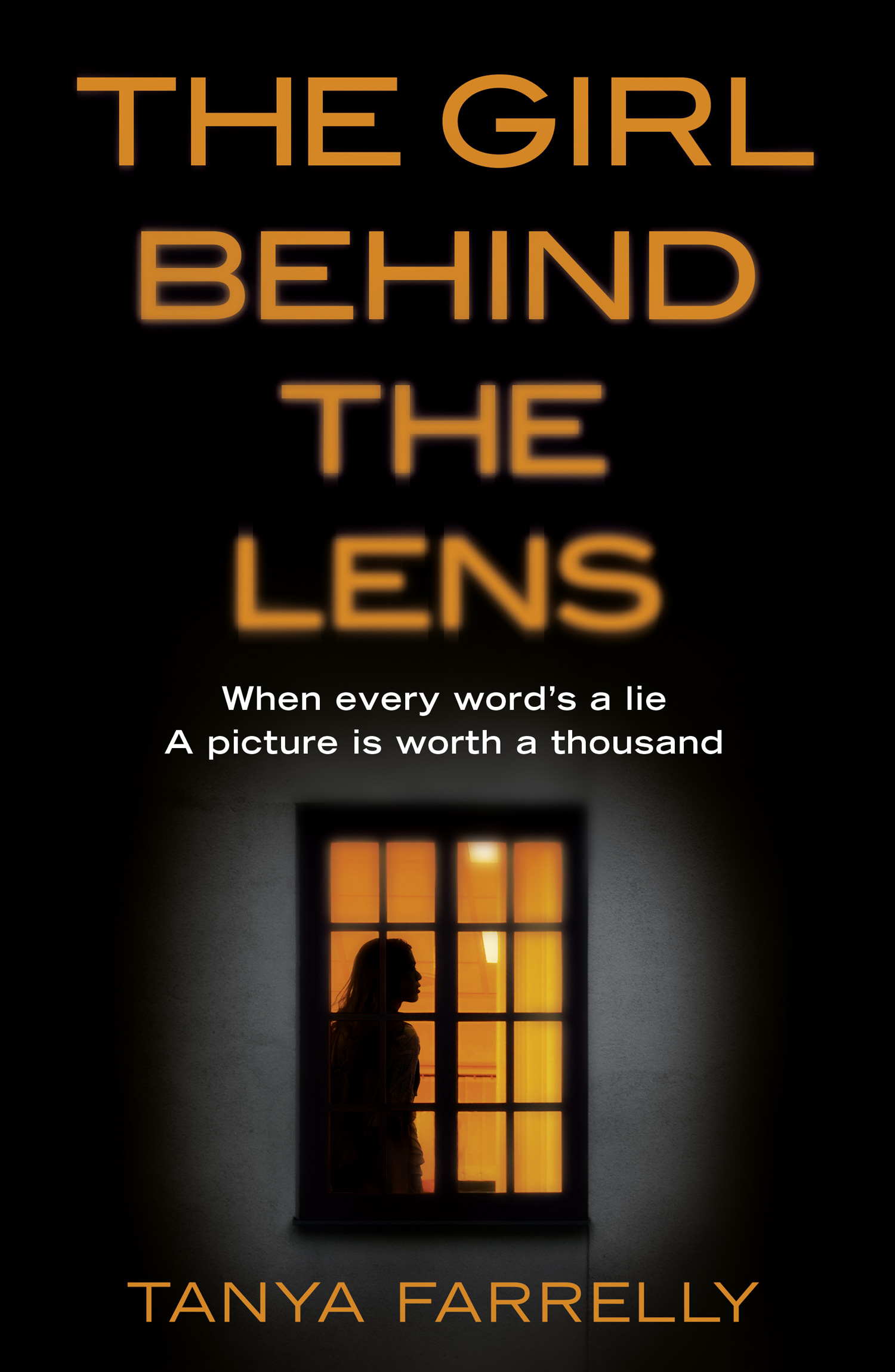 Обложка книги «The Girl Behind the Lens»