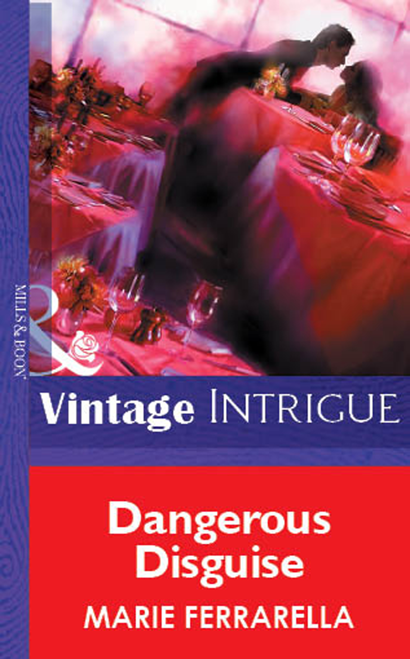 Обложка книги «Dangerous Disguise»